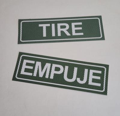 VINILO MICROPERFORADO TIRE / EMPUJE 6.5CM X 20CM