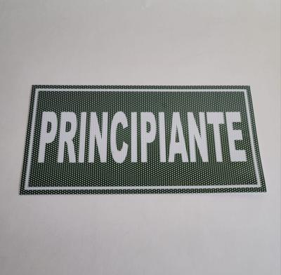 VINILO MICROPERFORADO SEÑALIZACION PARA AUTOS PRINCIPIANTE 14CM X 28CM
