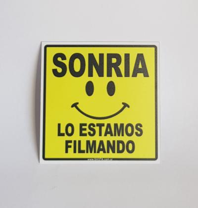 CARTEL SONRIA LO ESTAMOS FILMANDO CORRUGADO 2MM - 10.5CM X 10.5CM